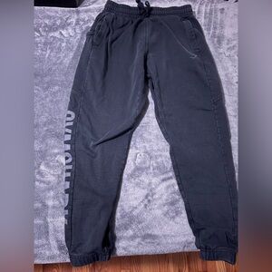Gymshark black washed Joggers (do not buy) no longer available.